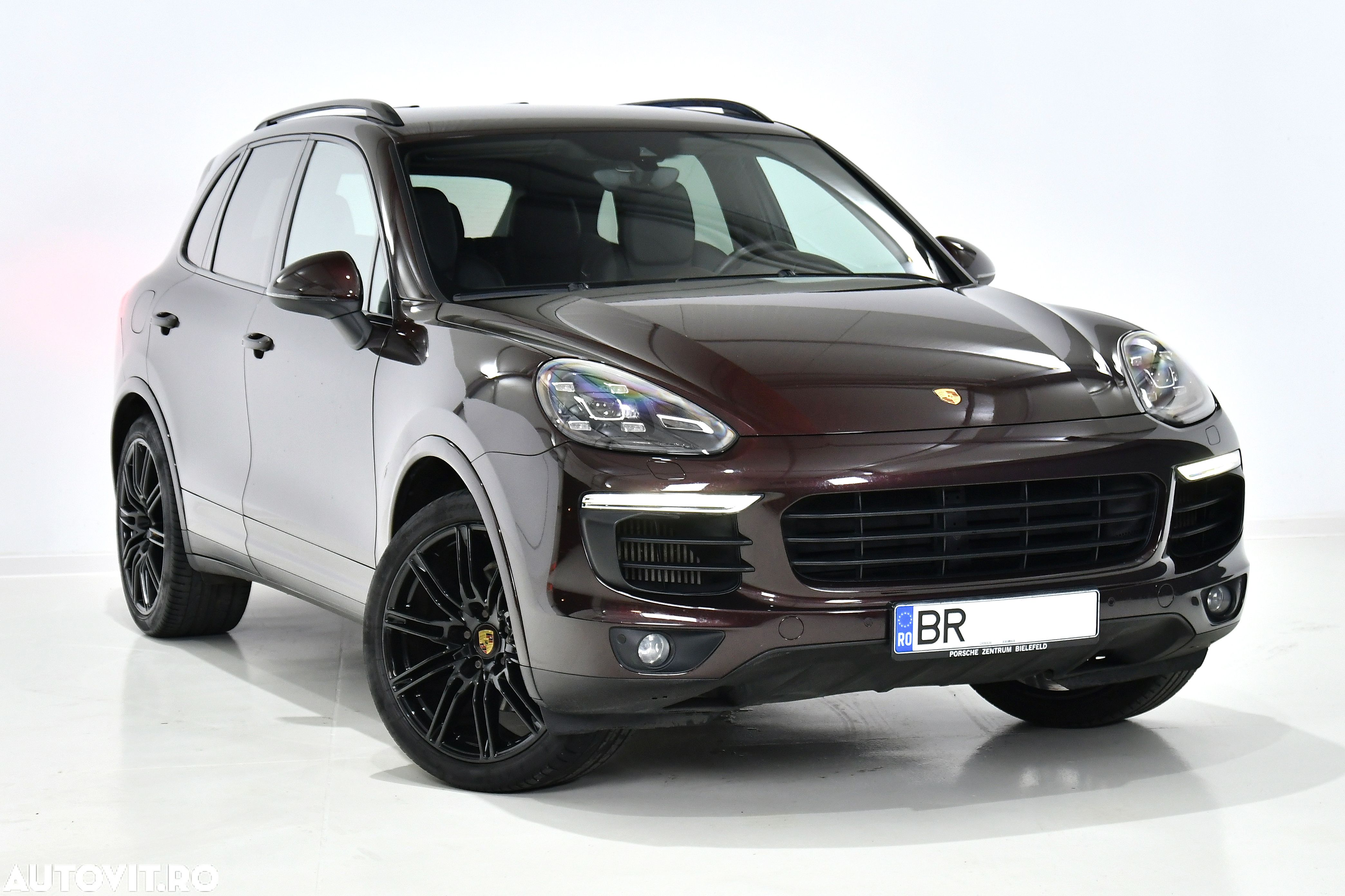 Porsche Cayenne 3.0 L - 1