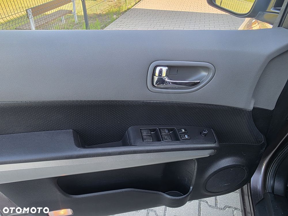 Nissan X-Trail - 18