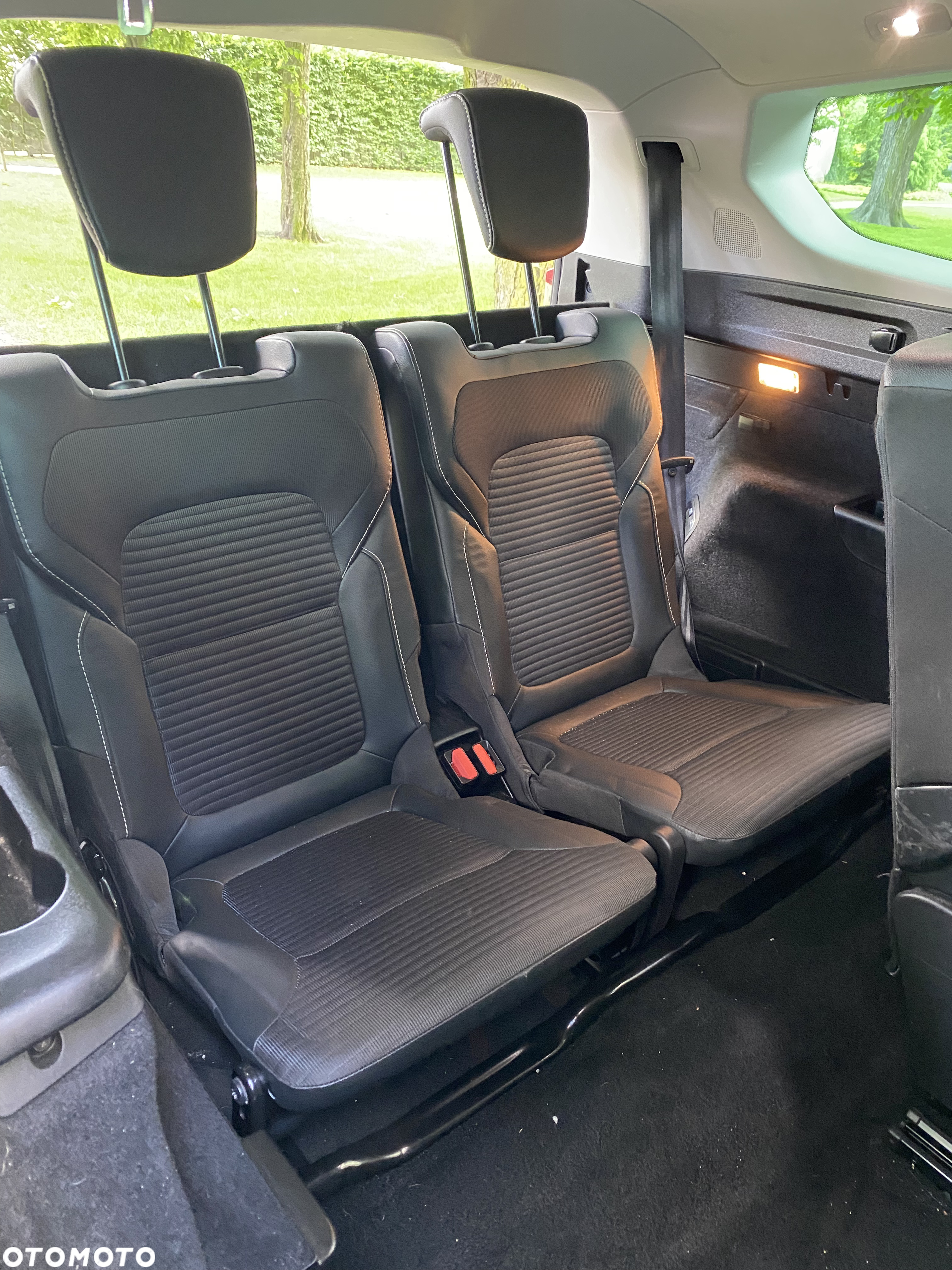Renault Scenic 1.7 Blue dCi Bose EDC - 10