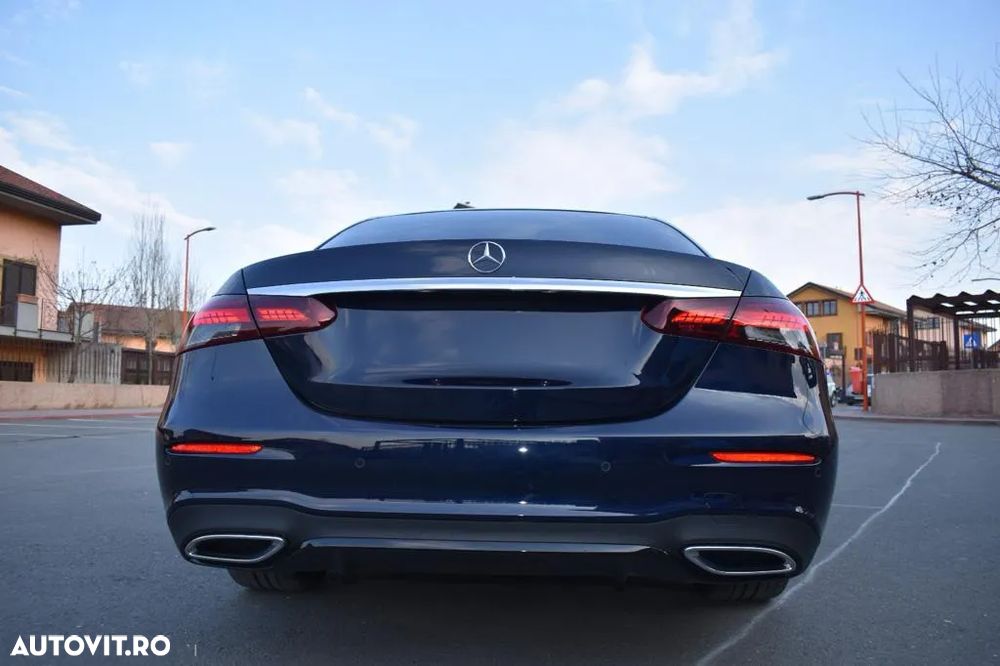 Mercedes-Benz E 220 d Aut. - 22