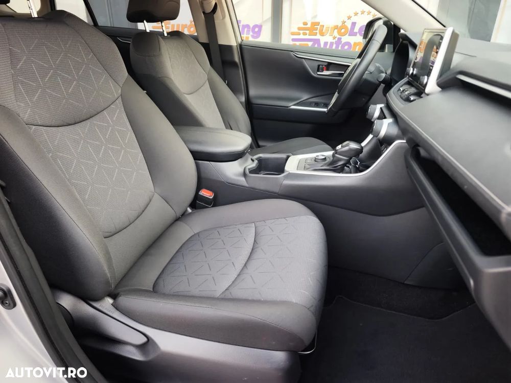 Toyota RAV4 2.0P CVT AWD Luxury - 16