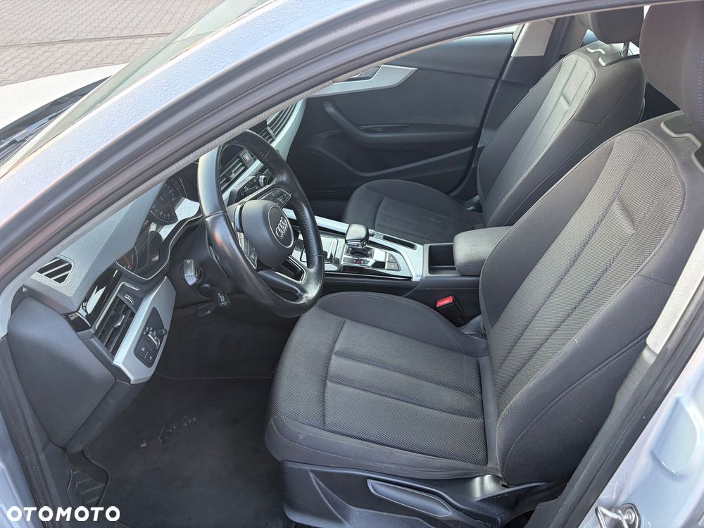 Audi A4 Avant 30 TDI S tronic - 8