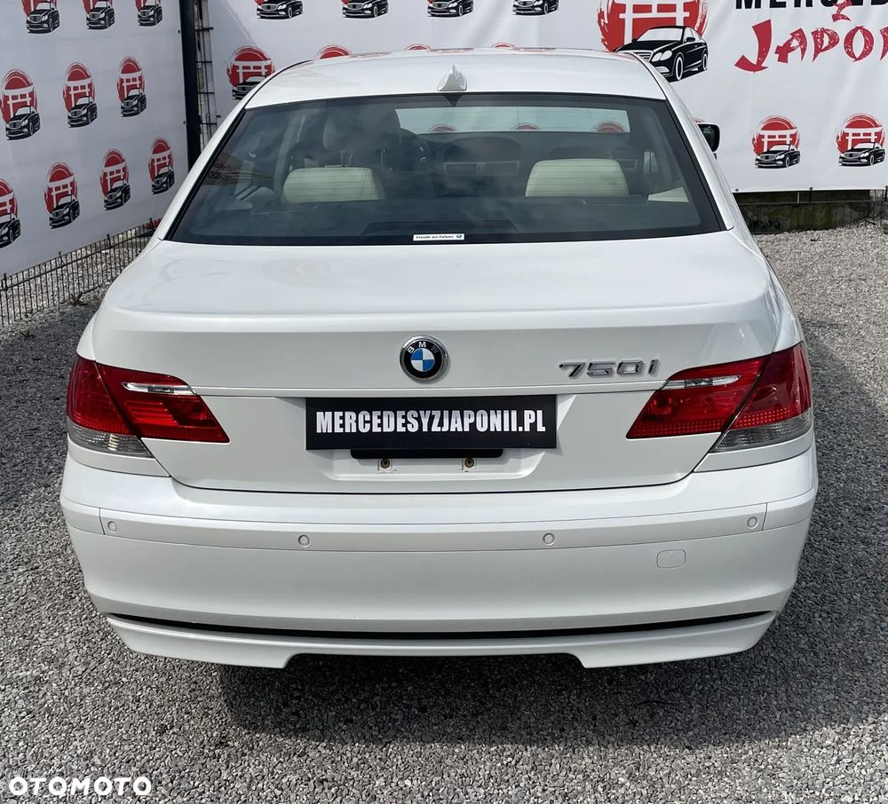 BMW Seria 7 750Li - 10