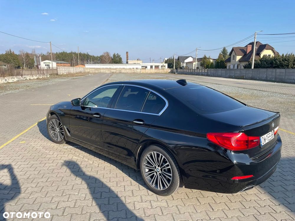 BMW Seria 5 540i - 4