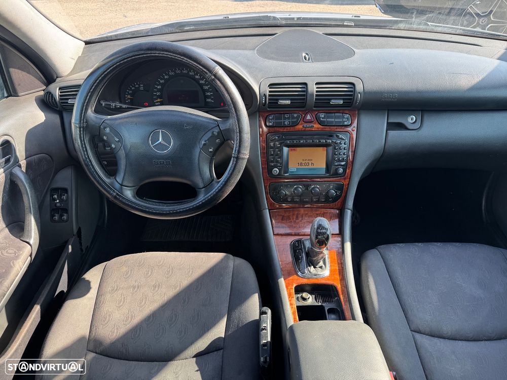 Mercedes-Benz C 220 - 12