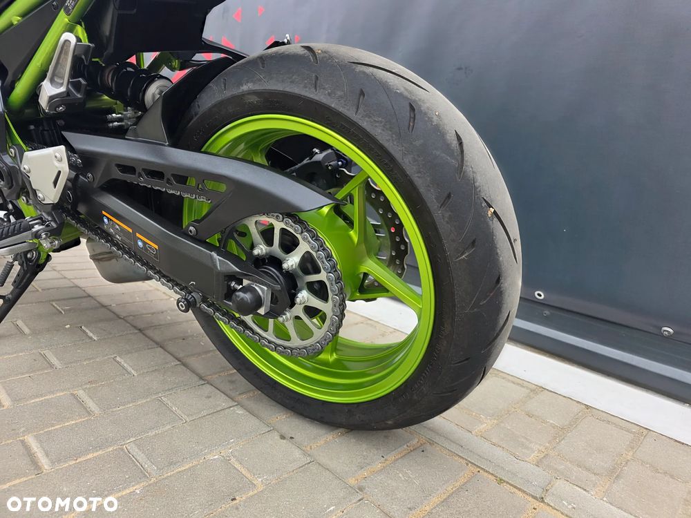 Kawasaki Z 900 - 7