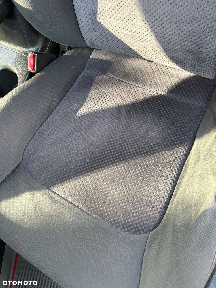 Mitsubishi Outlander 2.0 Sport 4WD - 26