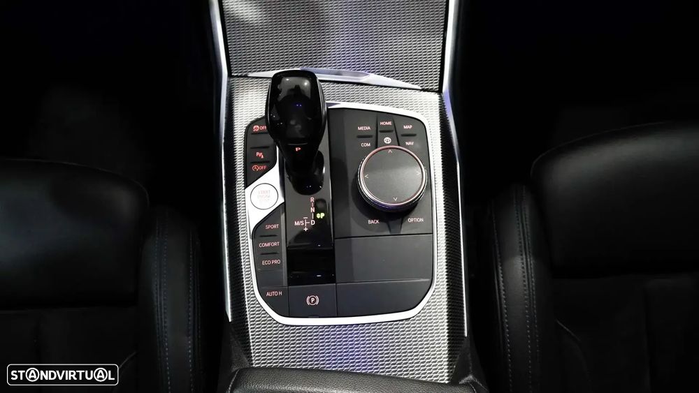 BMW 320 d Touring xDrive Aut. Edition M Sport Shadow - 41