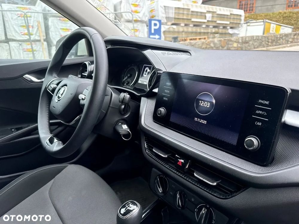 Skoda Fabia 1.0 TSI Ambition - 23