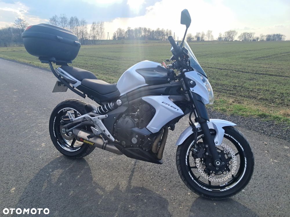 Kawasaki ER - 2