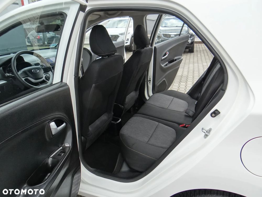 Kia Picanto 1.0 Dream Team Edition - 38
