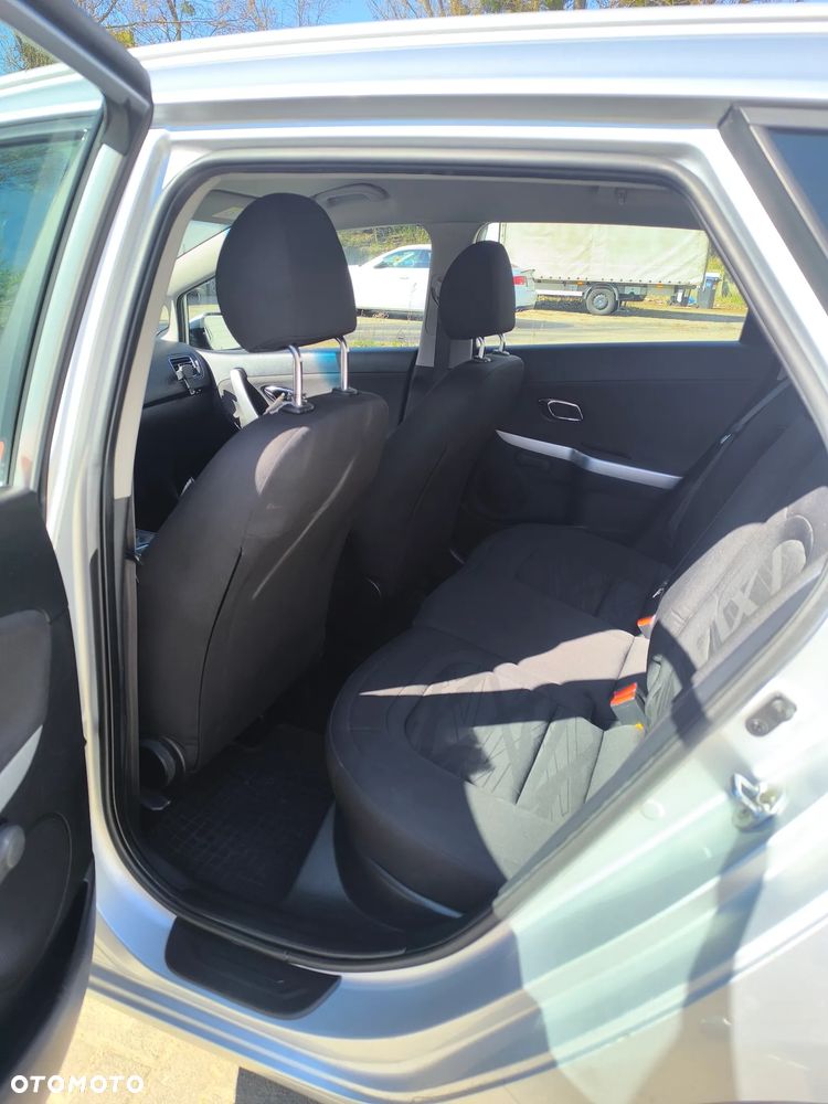 Kia Ceed 1.6 GDI M - 9