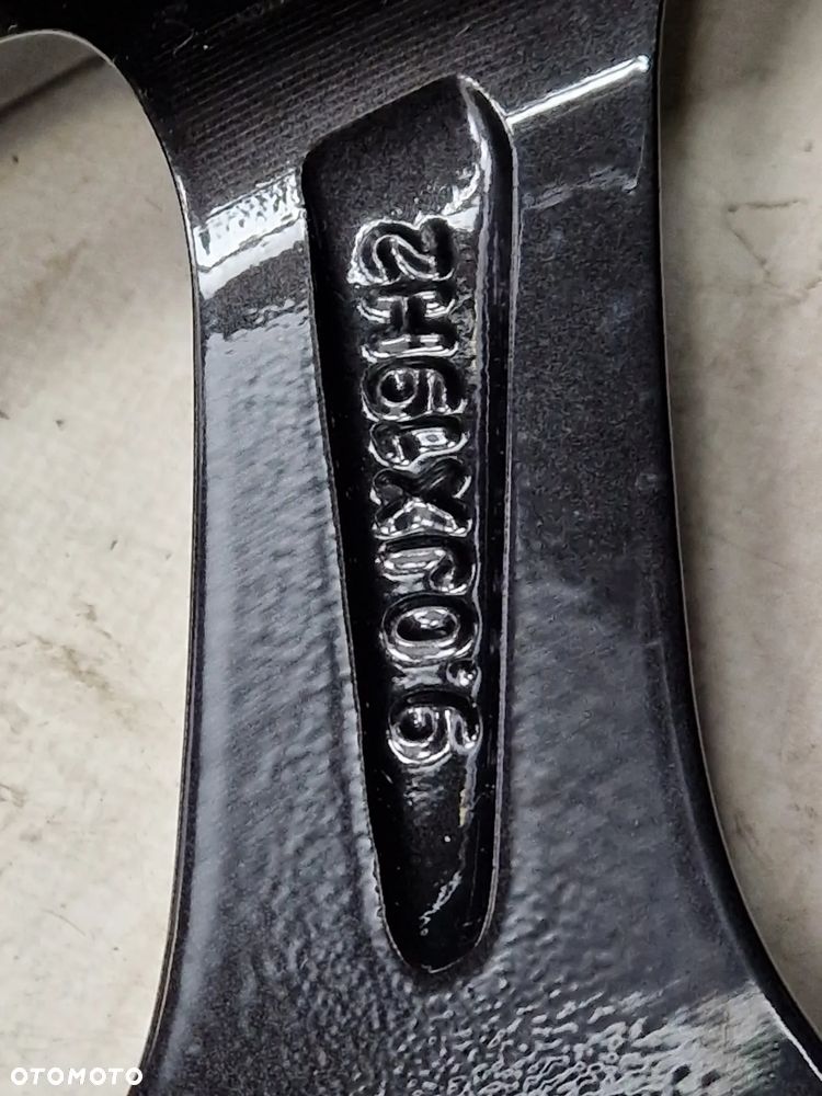Felga felgi Alfa Romeo Giulia NOWE OE 8Jx19H2 9Jx19H2 ET33 ET34 - 8