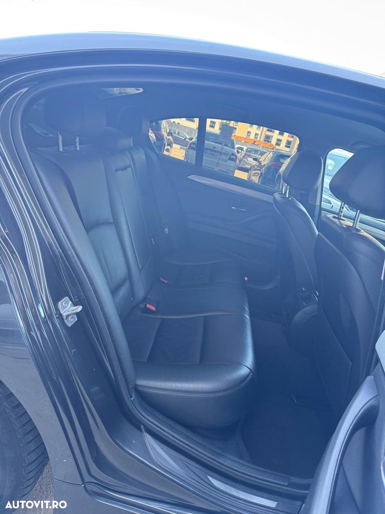 BMW Seria 5 518d Aut. Luxury Line - 8