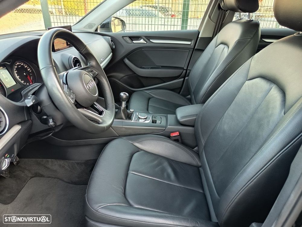 Audi A3 Limousine 1.0 TFSI Design - 12