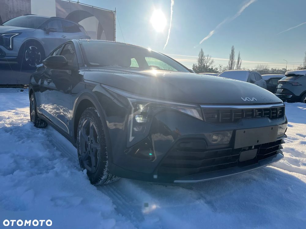 Kia K4 - 7