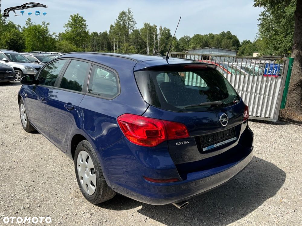 Opel Astra IV 1.4 T Active EU6 - 10