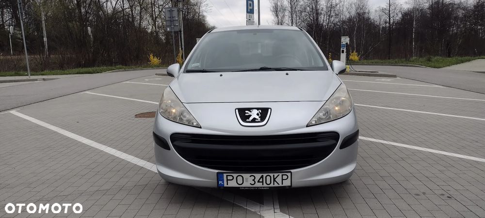 Peugeot 207 1.4 16V Trendy - 3