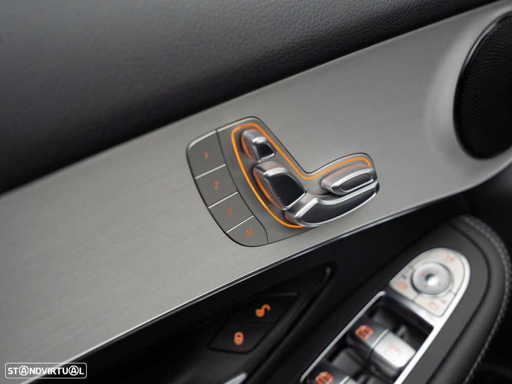 Mercedes-Benz GLC 300 de 4Matic - 19