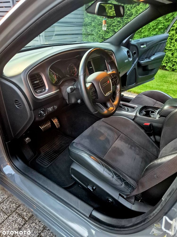 Dodge Charger 5.7 R/T - 11
