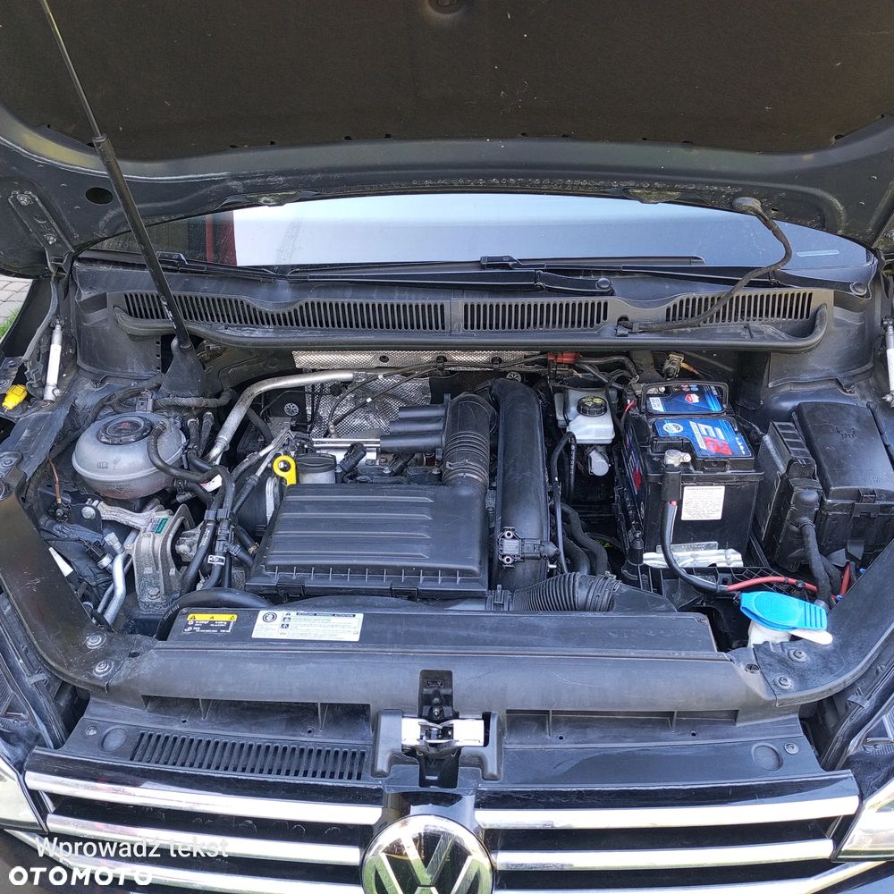 Volkswagen Touran - 17