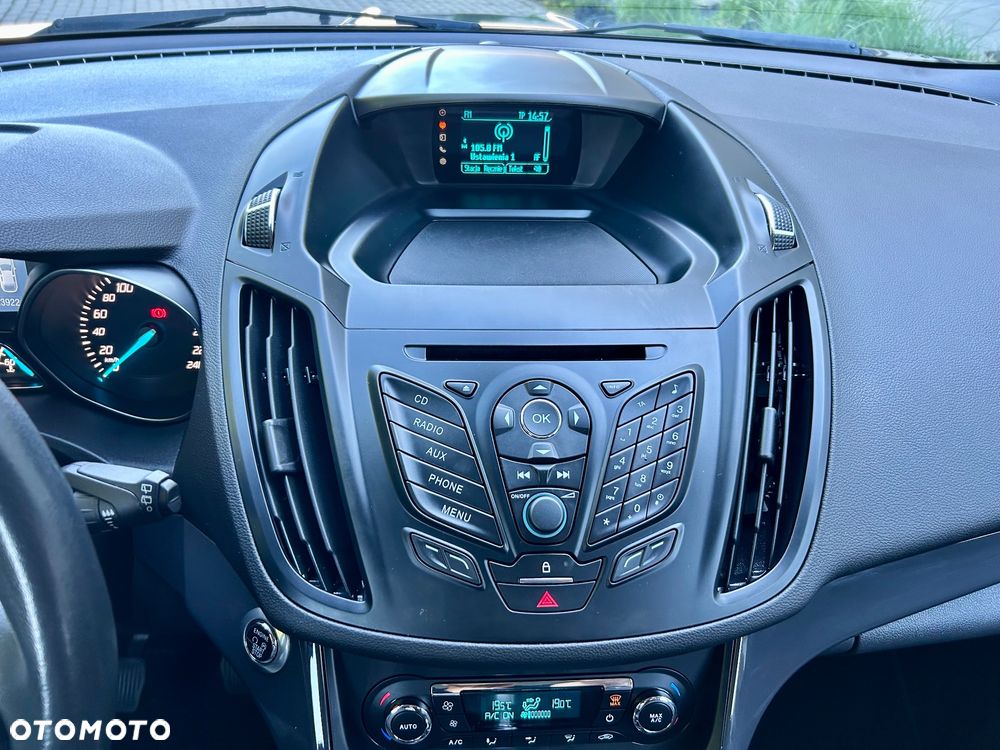 Ford Kuga 1.5 EcoBoost 2x4 Titanium - 26