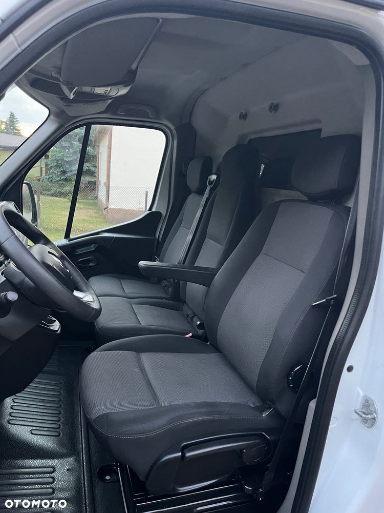 Renault Master - 24