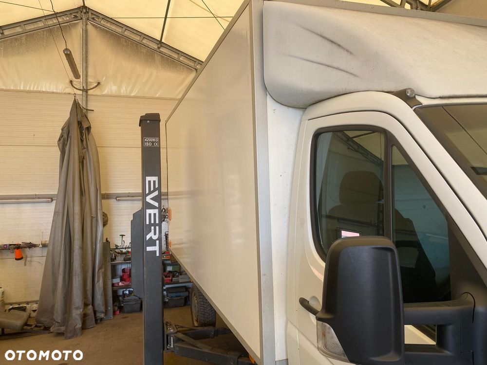 Kontener 8-europalet 4.30 metra Sprinter Crafter Master Boxer Jumper Iveco - 6