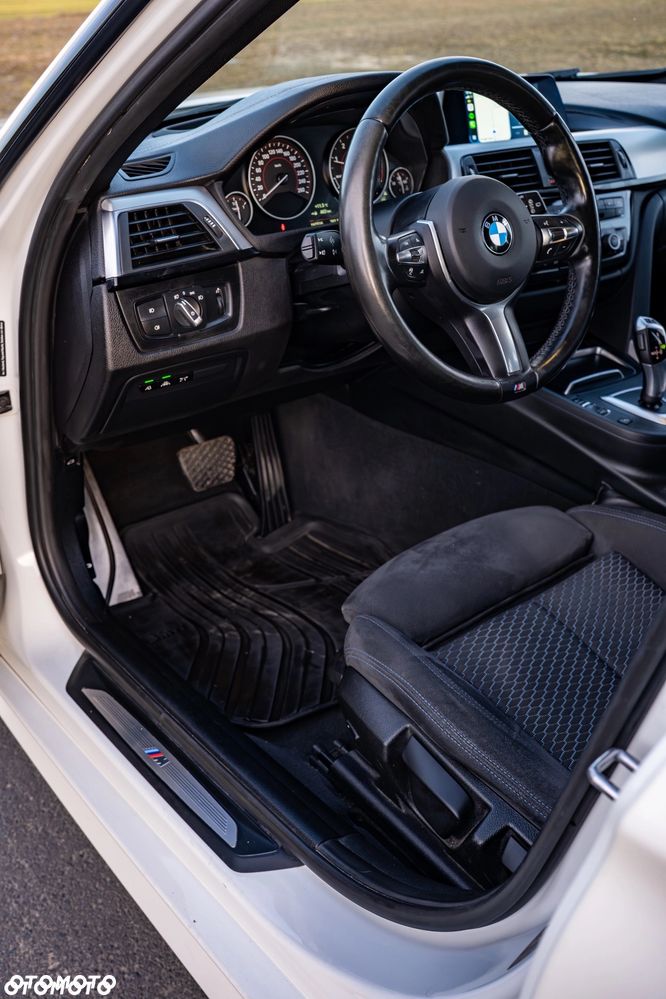 BMW Seria 3 320d M Sport - 8