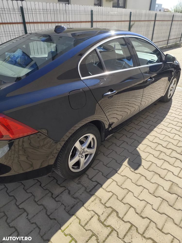 Volvo S60 D2 Basic - 3