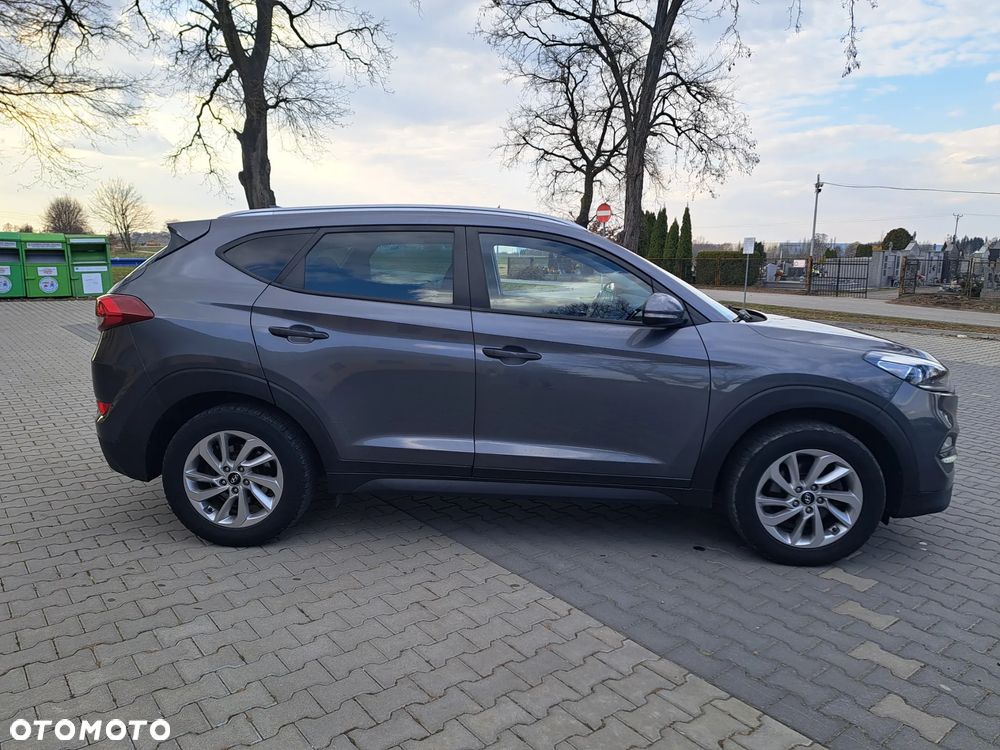 Hyundai Tucson 1.7 CRDI BlueDrive Style 2WD - 4