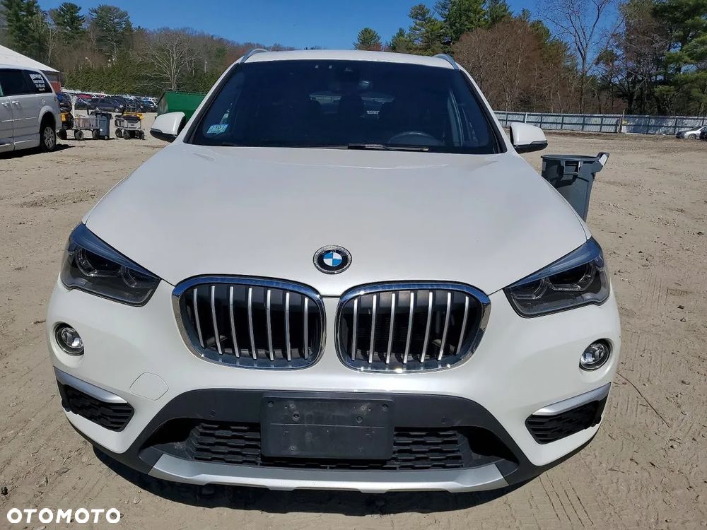 BMW X1 xDrive25i GPF xLine sport - 5