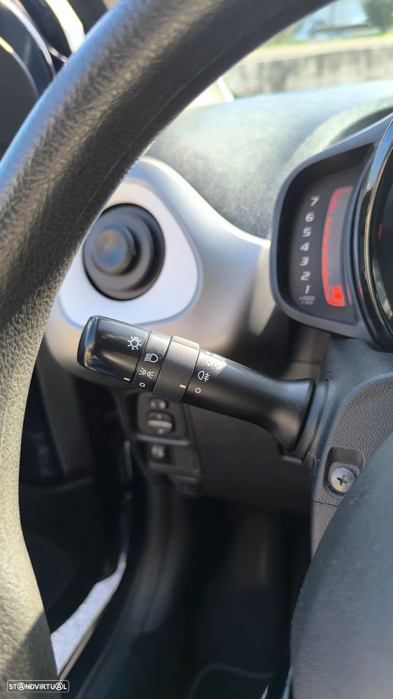 Citroën C1 VTi S&S Shine - 18