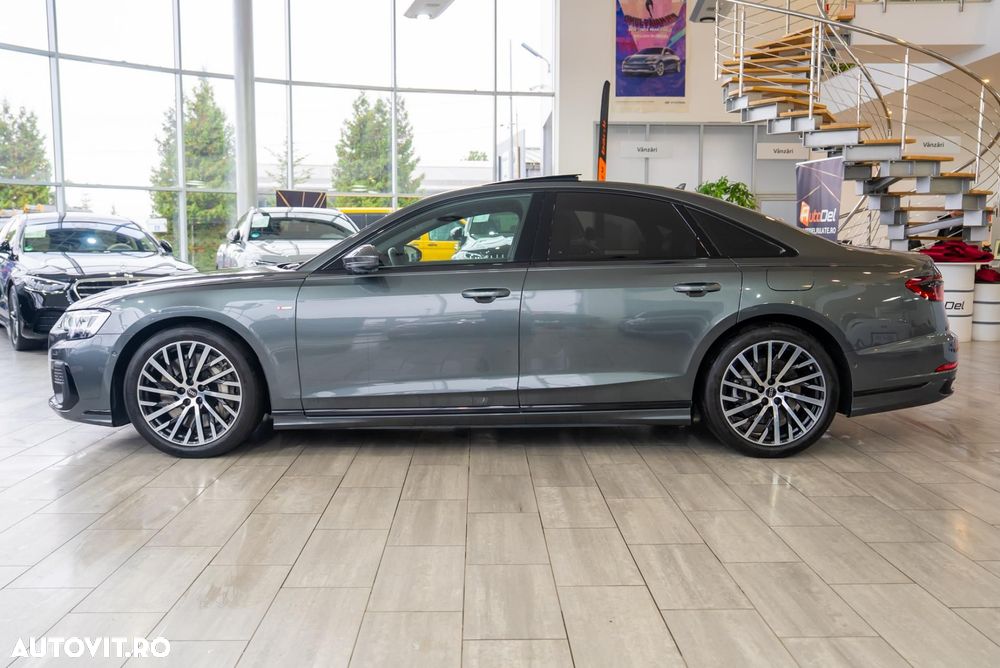Audi A8 - 8