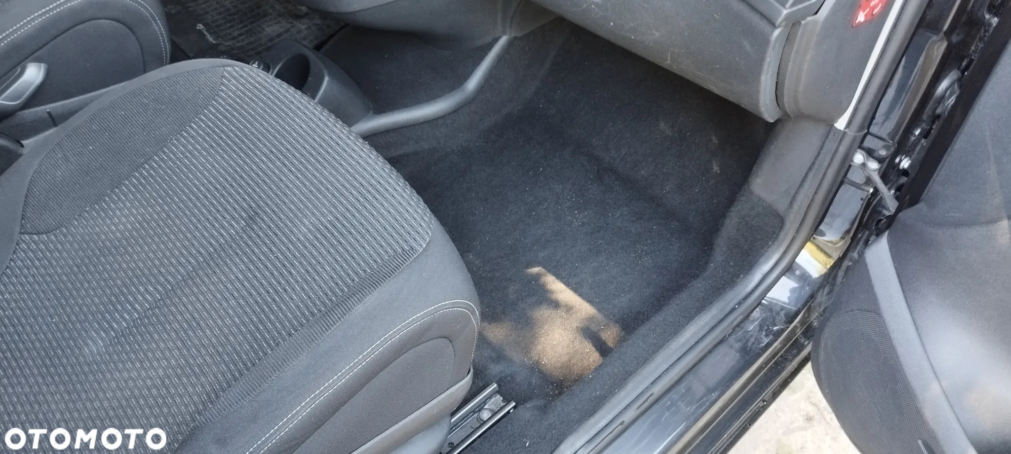 Citroën C4 Picasso 1.6 HDi FAP Style - 20