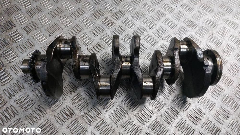 WAŁ KORBOWY NISSAN PRIMERA P12 1.9 DCI 120KM - 4