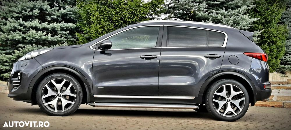 Kia Sportage 2.0 CRDI 4WD Automatik Dream-Team Edition - 13