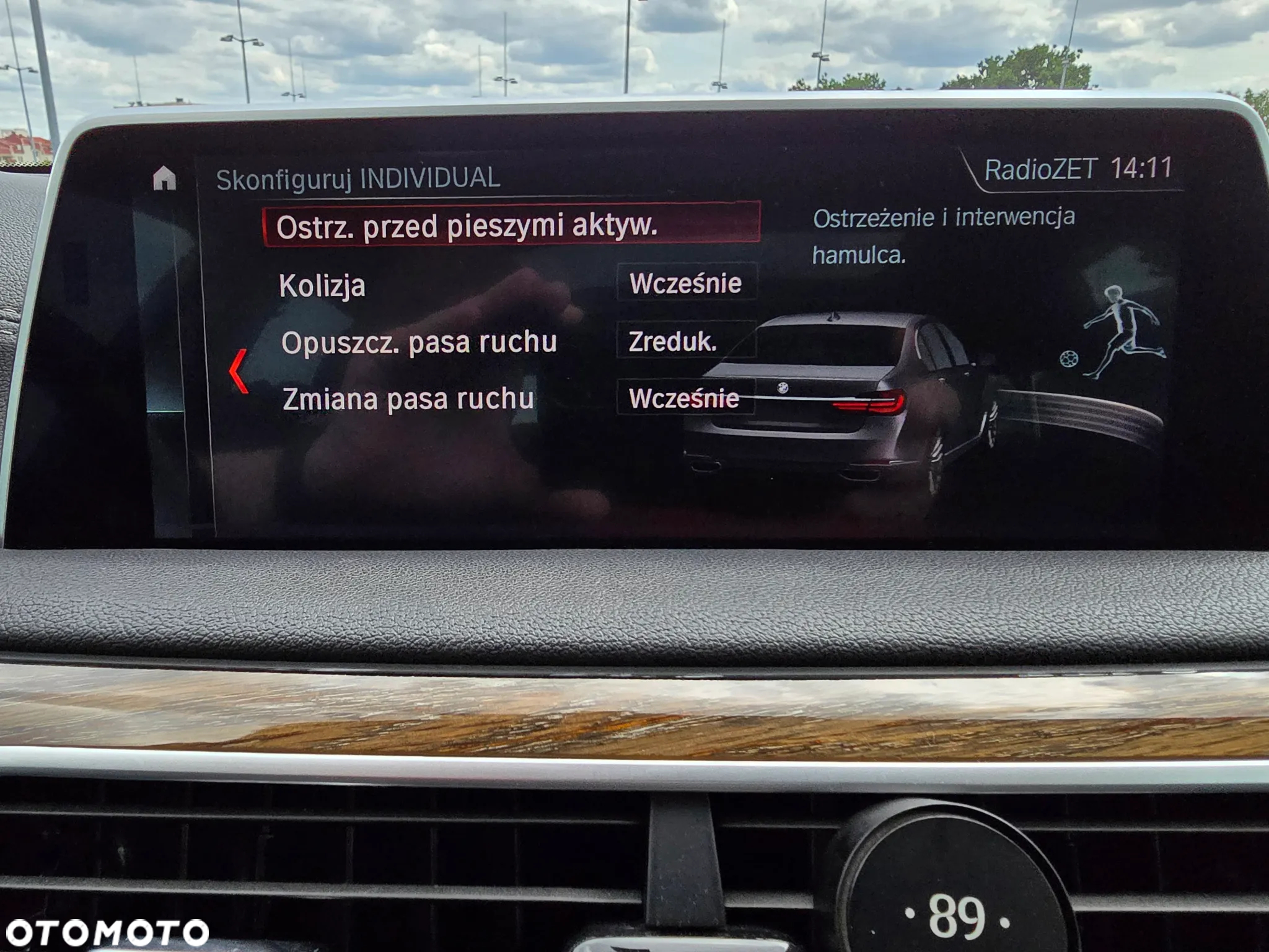 BMW Seria 7 740Li - 33