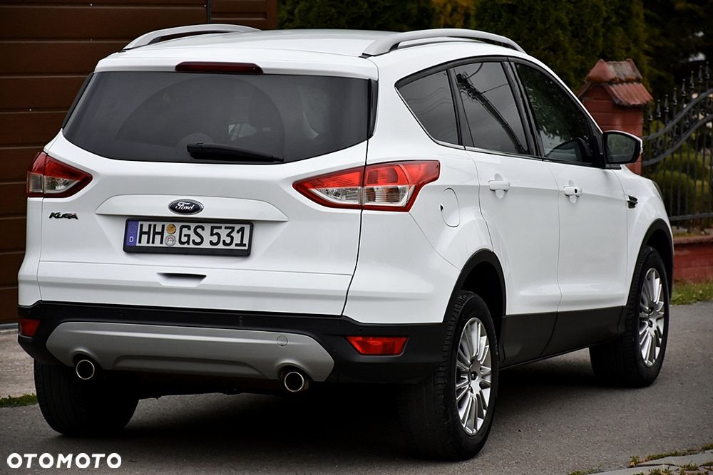 Ford Kuga 2.0 TDCi 4x4 Titanium - 4