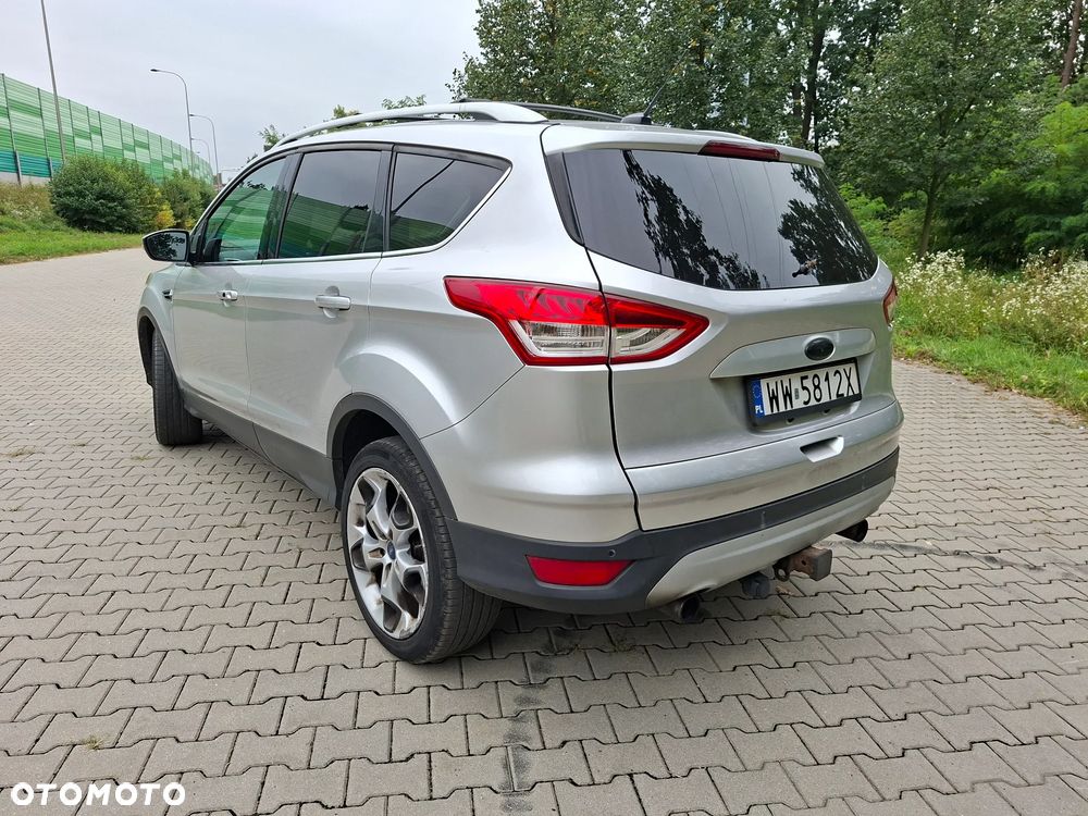 Ford Escape 2.0 EcoBoost AWD Titanium - 6