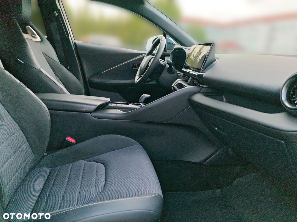 Toyota C-HR - 11
