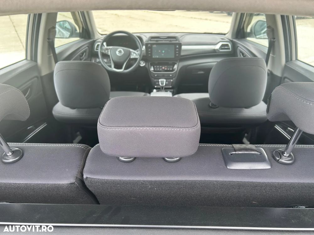 SsangYong Tivoli - 11