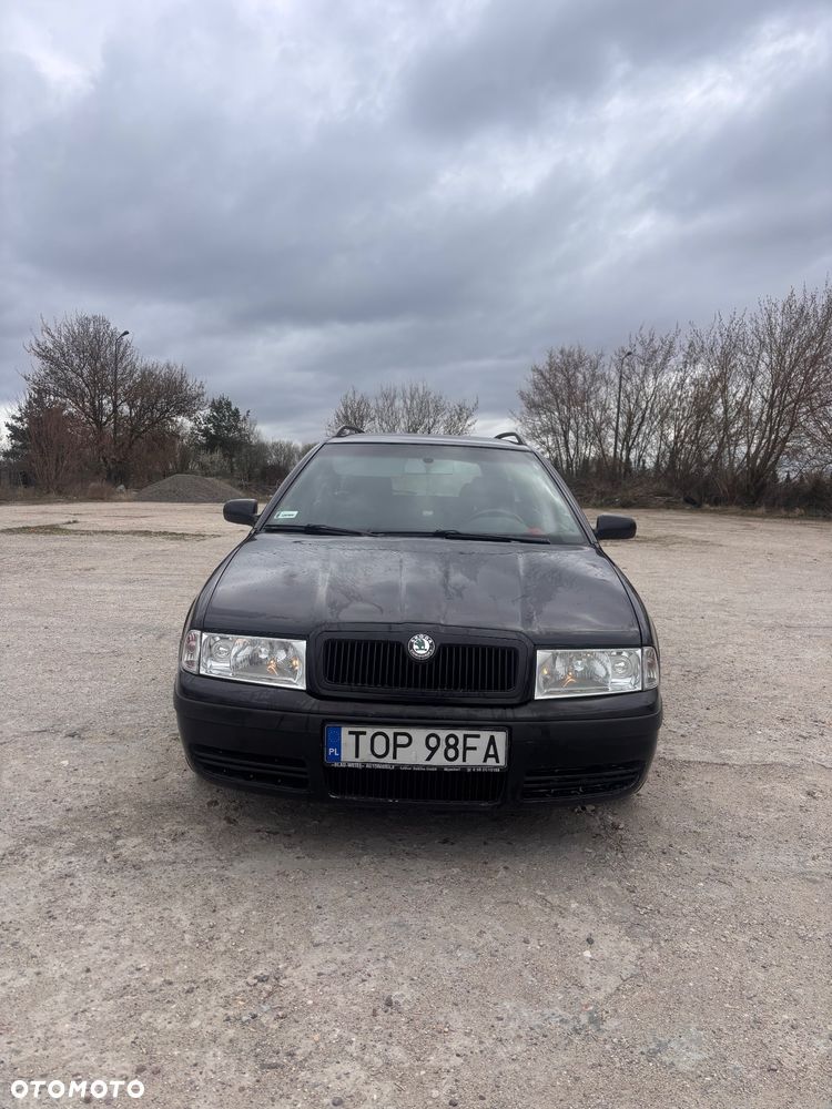 Skoda Octavia - 1