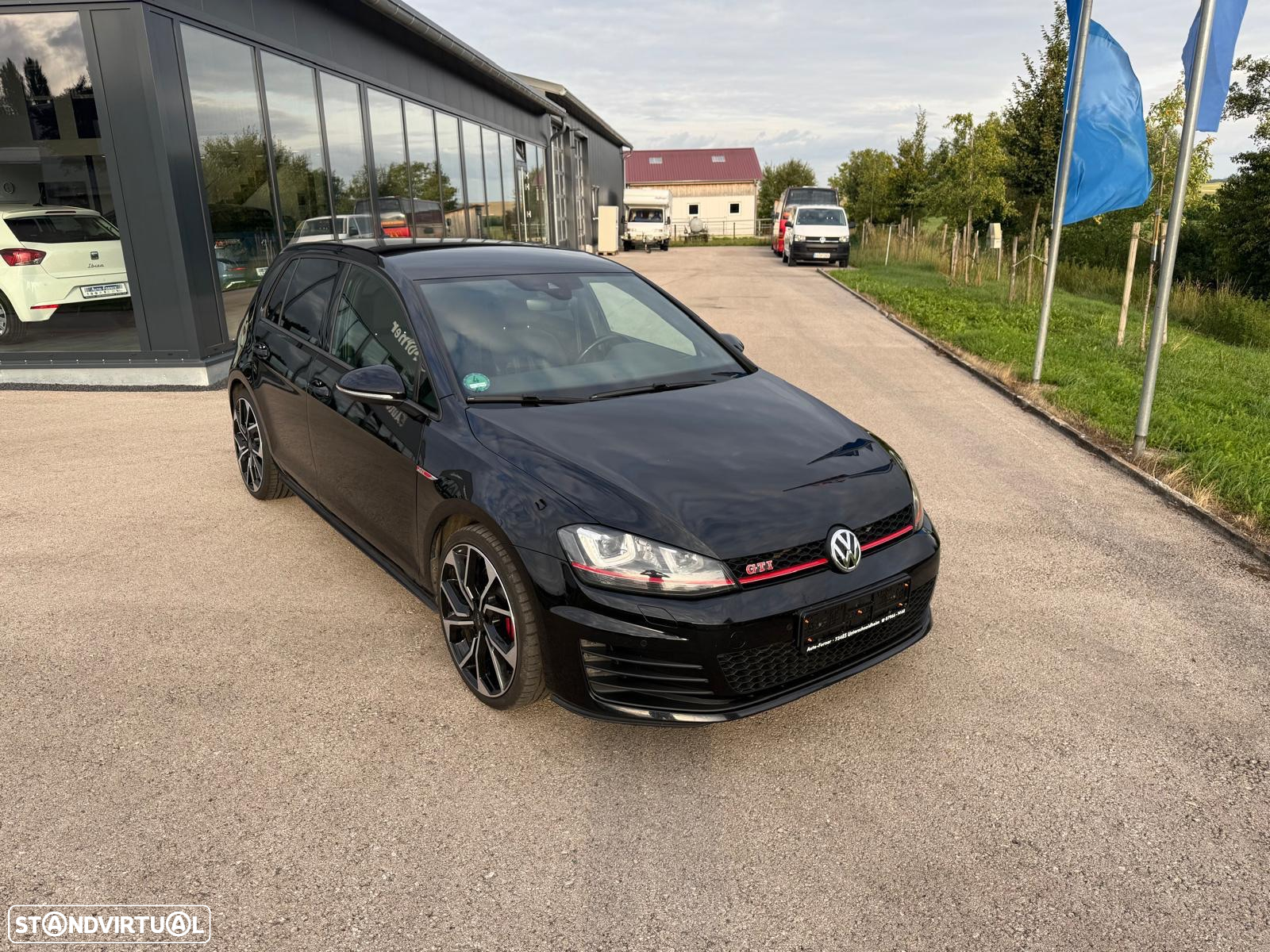 VW Golf 2.0 TSi GTi DSG Performance - 4