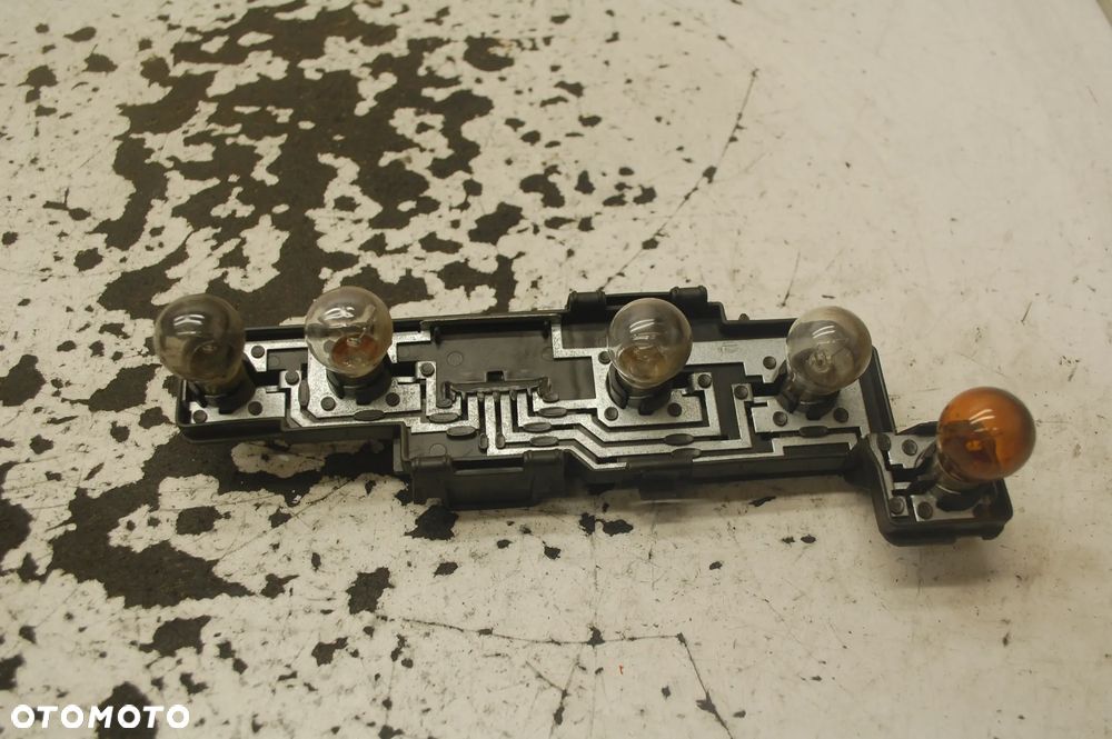 WKŁĄD LAMPY LEWY PRAWY TYŁ TYLNY OPEL VECTRA C SEDAN - 3