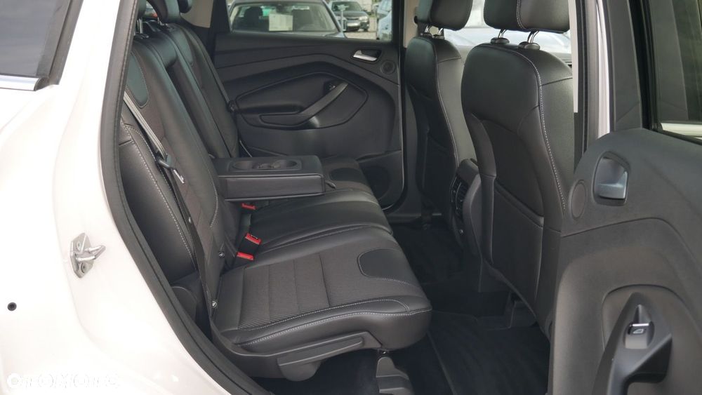 Ford Kuga - 23