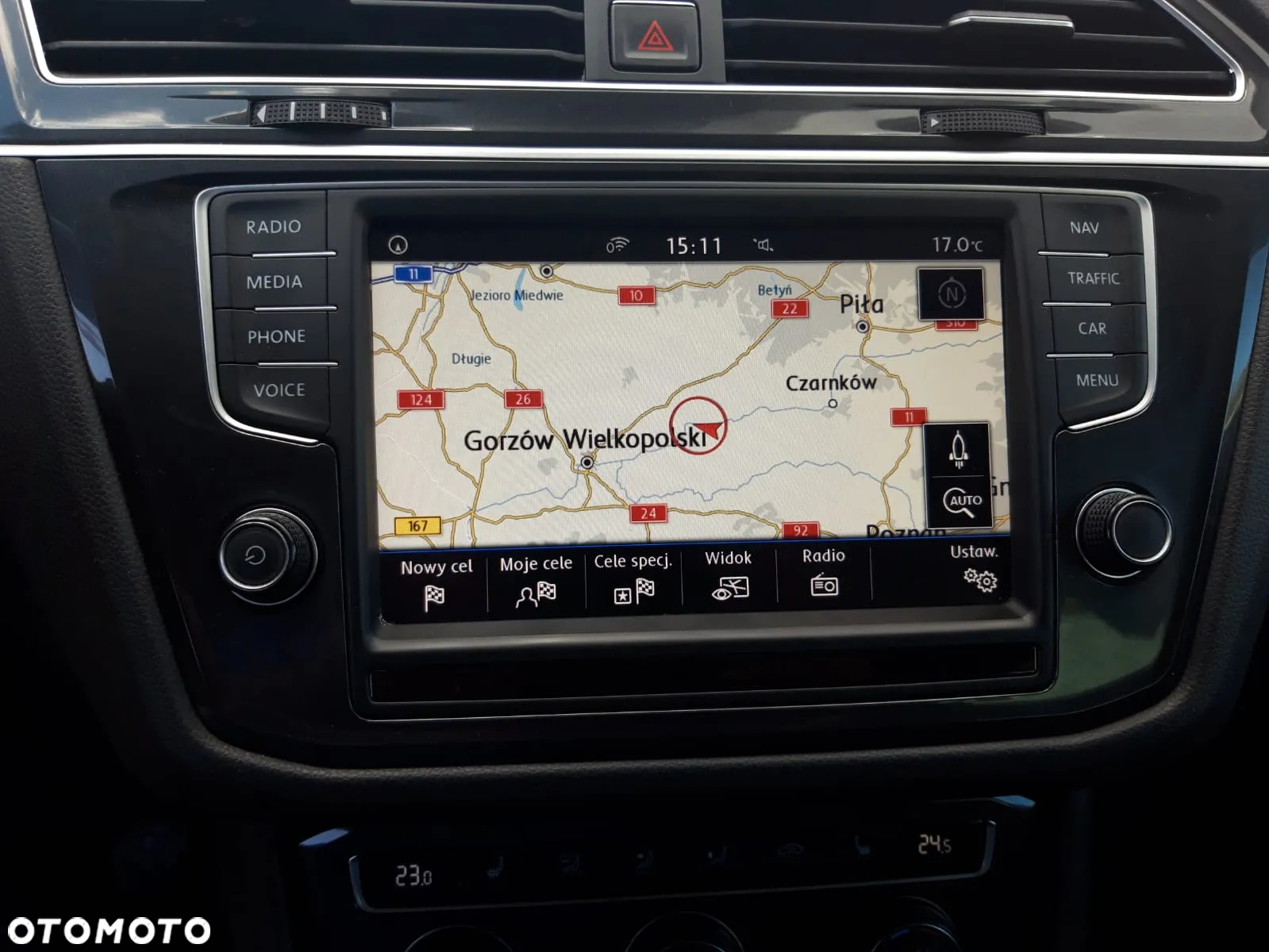 Volkswagen Tiguan - 19