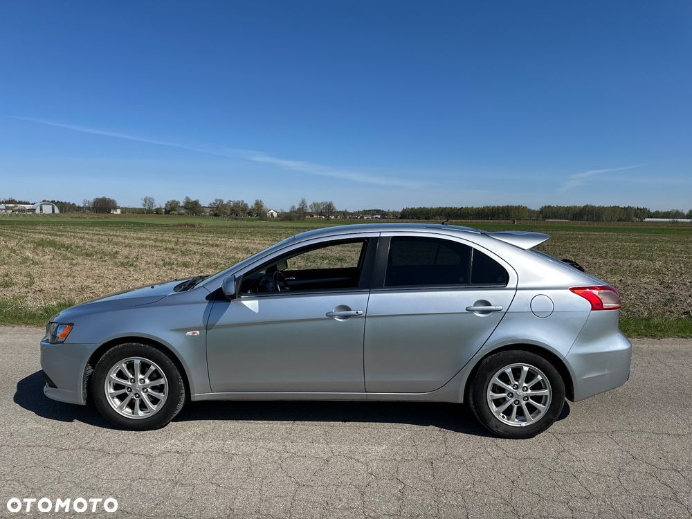 Mitsubishi Lancer - 27
