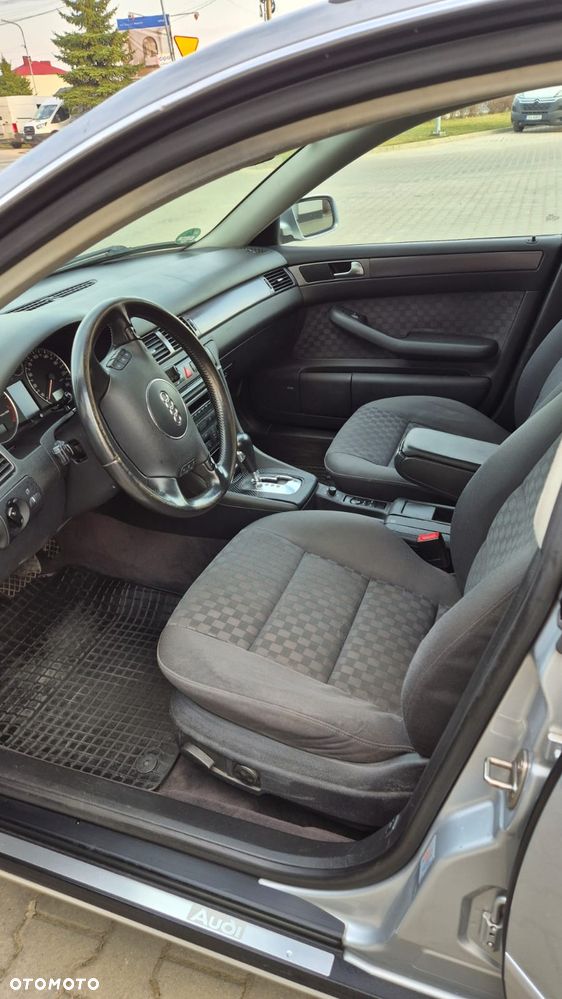 Audi A6 Avant 2.4 Multitronic - 7