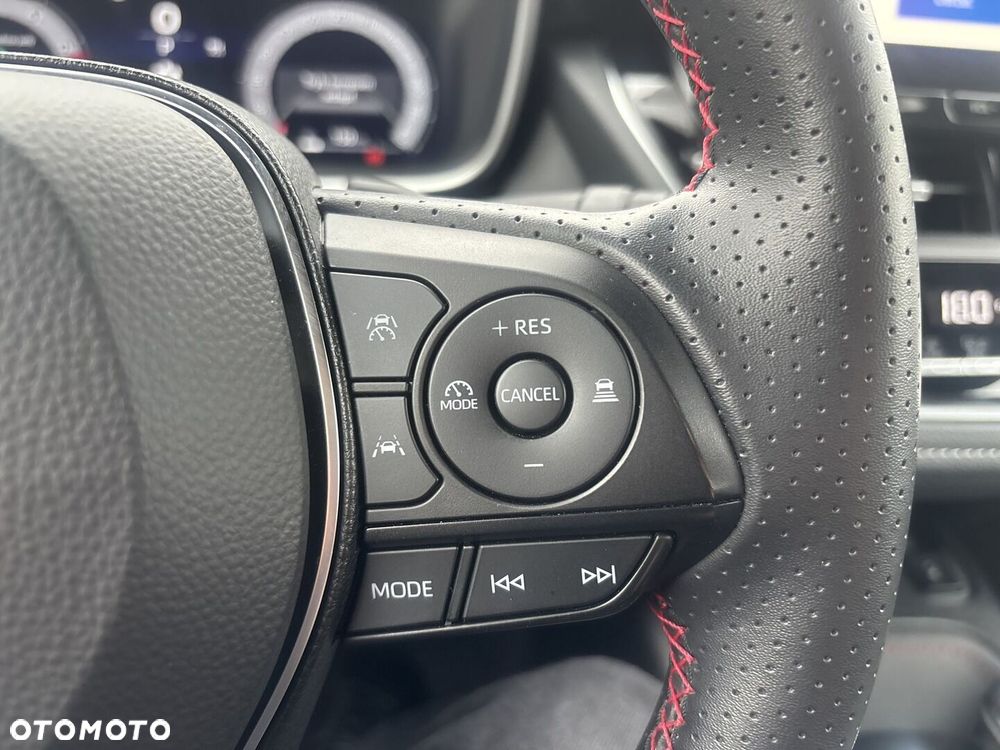 Toyota Corolla 2.0 Hybrid GR Sport - 23